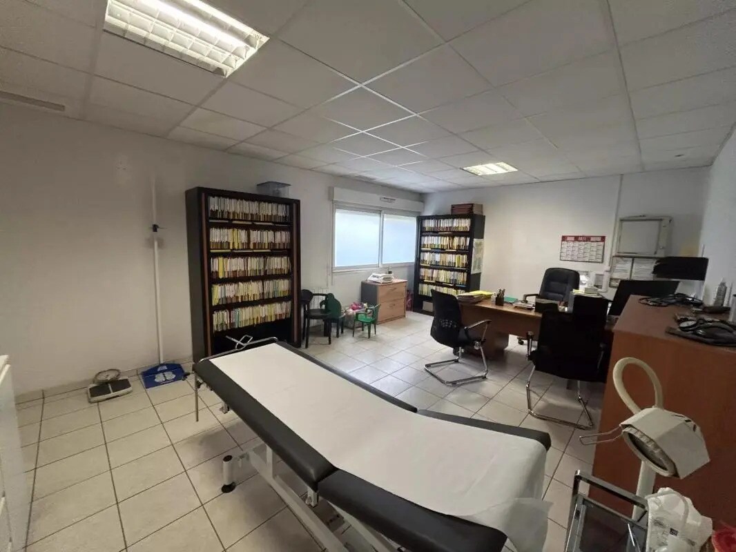 8 Cours Du 11 Novembre, Cagnes-sur-Mer à louer Photo de l’immeuble– Image 1 sur 8