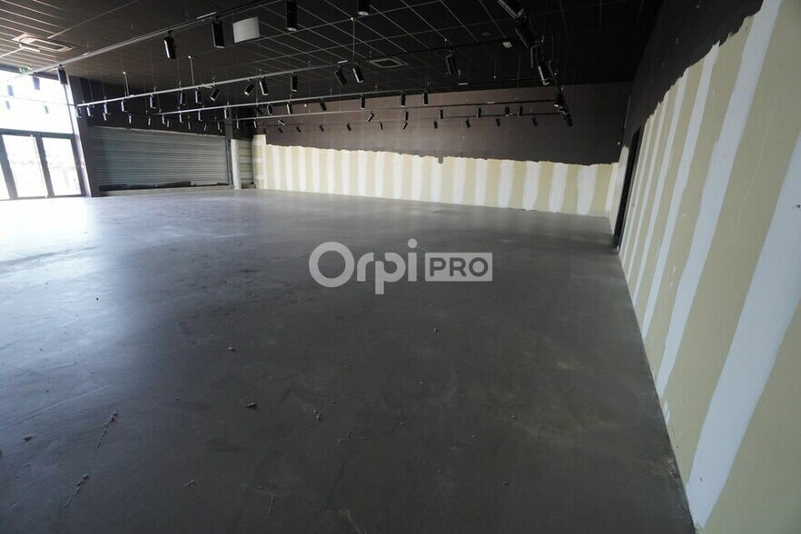Local commercial dans Quetigny à louer - Photo intérieure – Image 3 sur 3