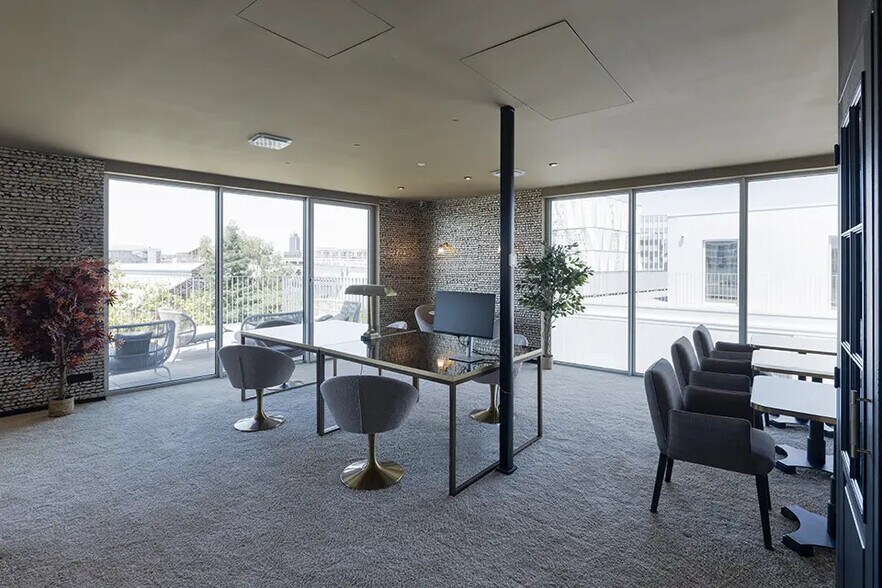 Bureau dans Nantes à louer - Photo de l’immeuble – Image 3 sur 6