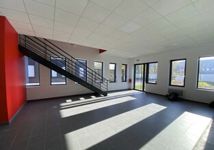 Local d’activités dans Argenteuil à louer Plan d’étage– Image 2 sur 9