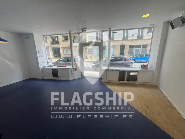 Plus de détails pour Local commercial à louer