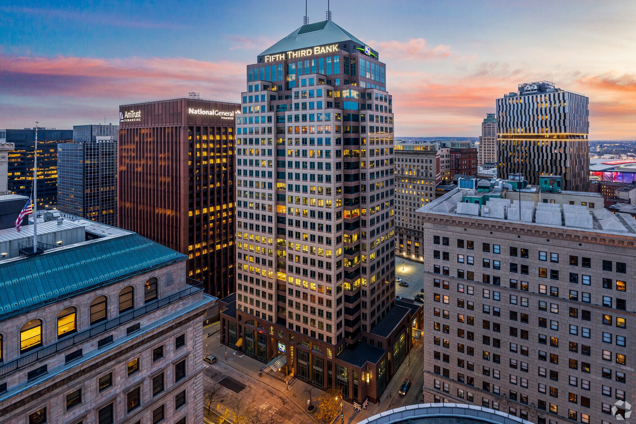 600 Superior Ave, Cleveland, OH à louer Photo principale– Image 1 sur 39