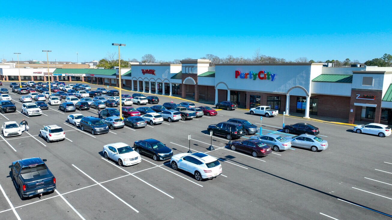 2715-2787 Eastern Blvd, Montgomery, AL à louer Photo principale– Image 1 sur 10