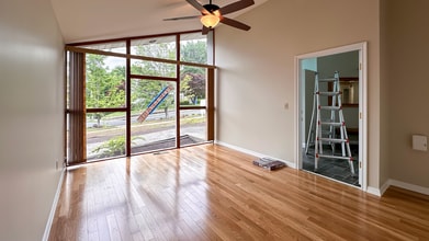 291 Queen St, Bristol, CT à louer Photo intérieure– Image 2 sur 4