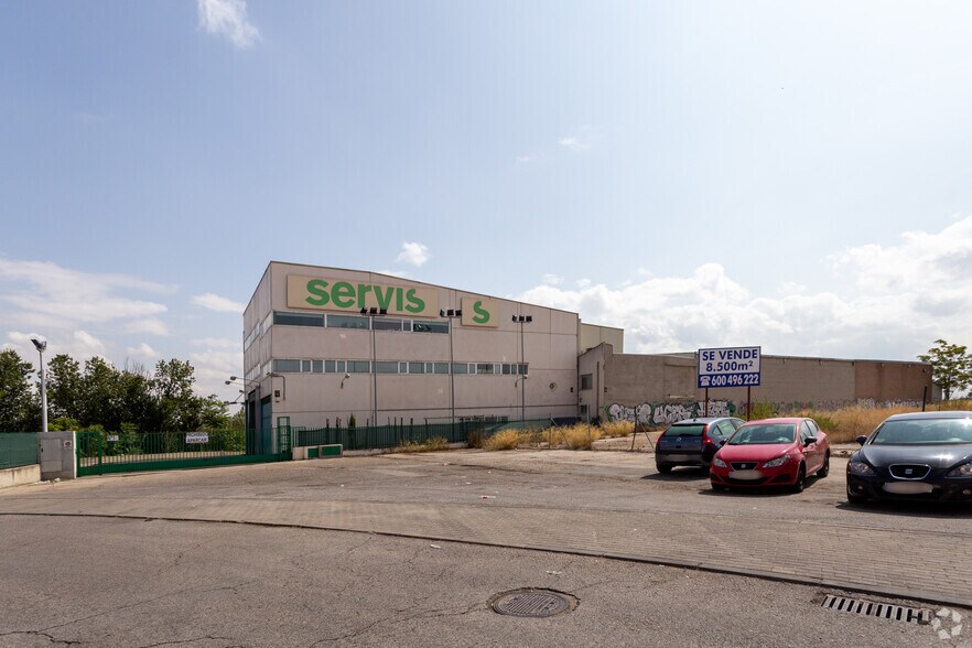 Industriel/Logistique dans Coslada, Madrid à vendre - Photo de l’immeuble – Image 2 sur 9