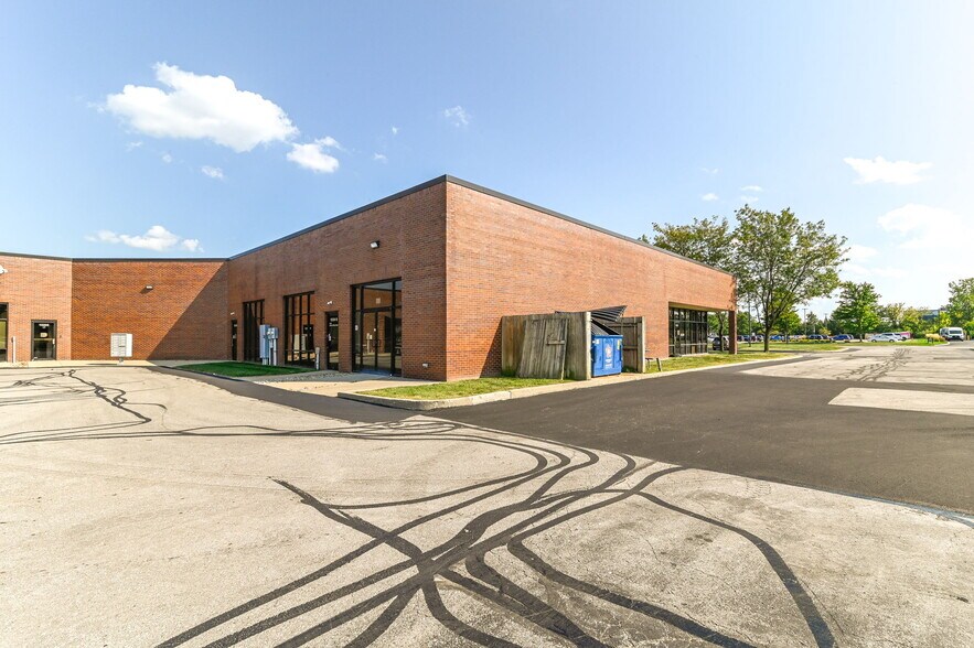 10200-10206 N Lantern Rd, Fishers, IN à louer - Photo de l’immeuble – Image 2 sur 26