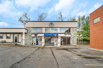 2357 Plainfield Rd, Crest Hill, IL à louer Photo intérieure– Image 2 sur 19