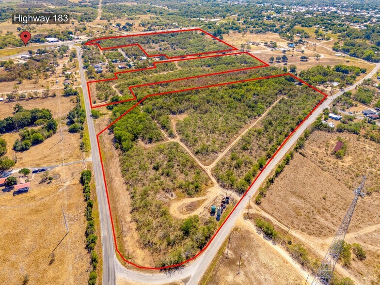 TBD HACKBERRY St, Luling, TX à vendre - Photo principale – Image 1 sur 18