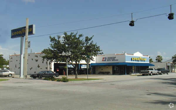 406 Washington Ave, Homestead, FL à vendre - Photo de l’immeuble – Image 2 sur 8