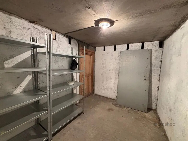 Industriel/Logistique dans Paris à louer - Photo intérieure – Image 1 sur 3