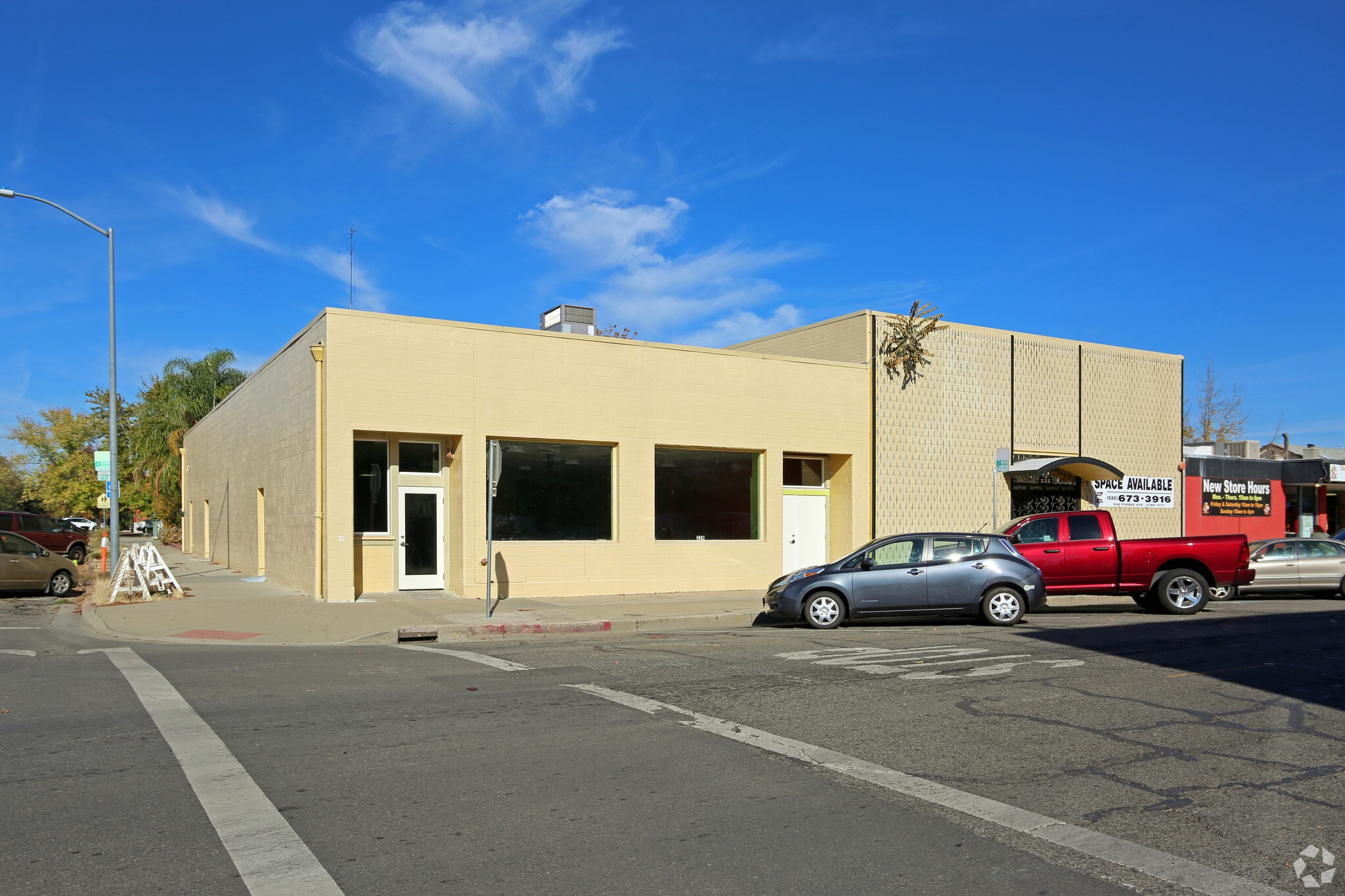 225 6th St, Marysville, CA à vendre Photo principale– Image 1 sur 18