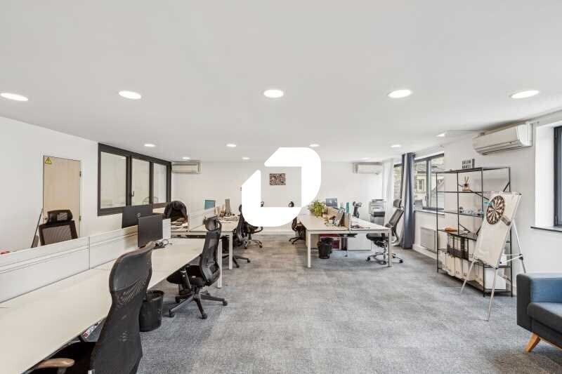 Bureau dans Levallois Perret à louer - Photo de l’immeuble – Image 1 sur 15