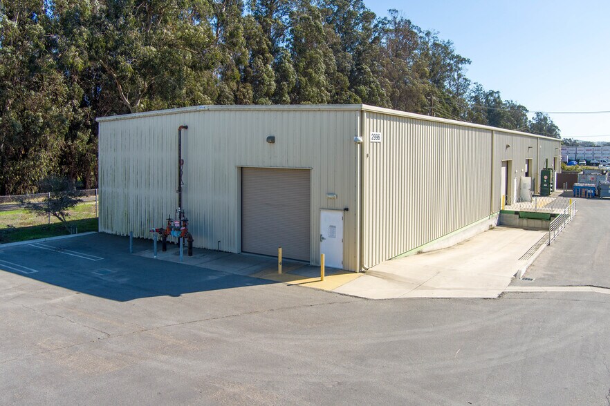 2996 Industrial Pky, Santa Maria, CA à louer - Photo de l’immeuble – Image 2 sur 7