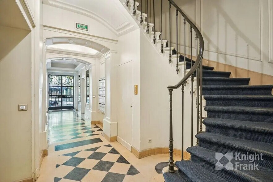 35 Avenue de Friedland, Paris à louer - Hall d’entrée – Image 3 sur 16