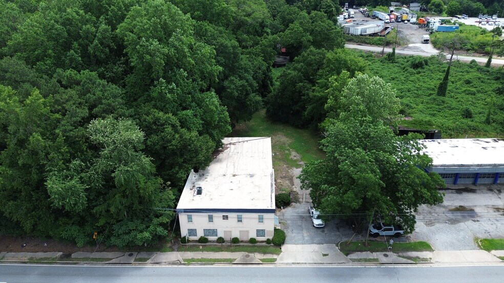 2460 Moreland Ave, Atlanta, GA à vendre - Photo de l’immeuble – Image 3 sur 10