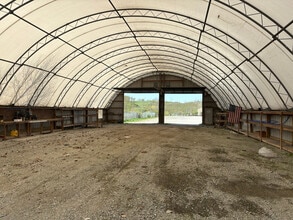 947 Old Brick Rd, West Alexander, PA à vendre Photo intérieure– Image 1 sur 1