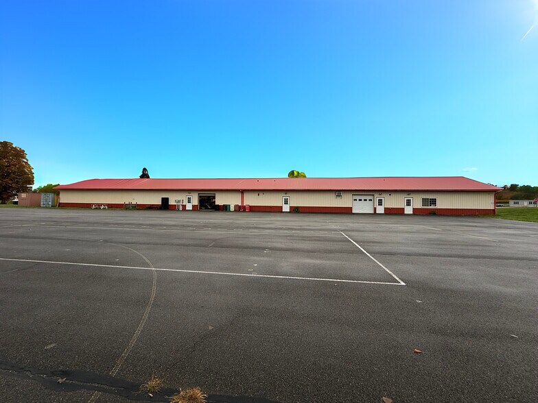 555 Cortland Rd, Groton, NY à vendre - Photo de l’immeuble – Image 2 sur 8