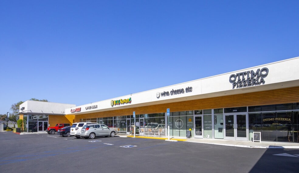 2930-2950 Clark Ave, Long Beach, CA à louer - Photo principale – Image 2 sur 10