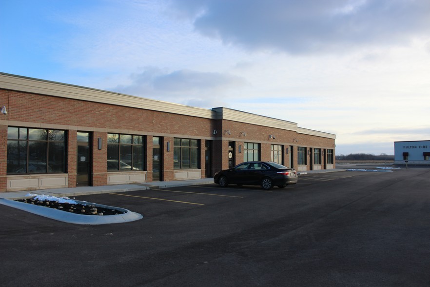 1801 16th Ave, Fulton, IL à louer - Photo de l’immeuble – Image 3 sur 7