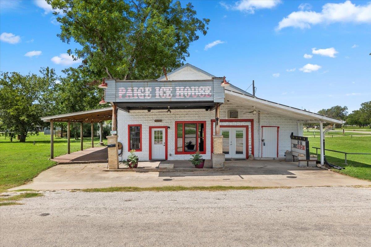 277 Old Highway 20 E, Paige, TX à vendre Photo de l’immeuble– Image 1 sur 41