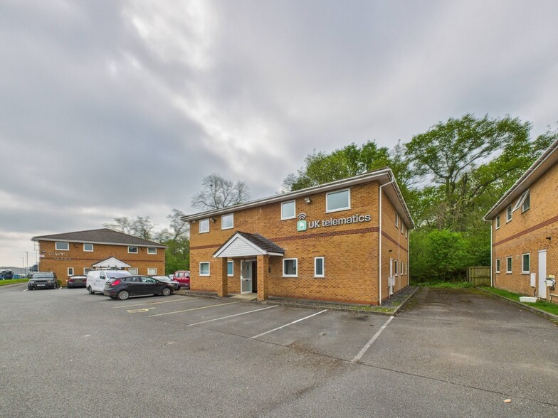 Ash Rd S, Wrexham à louer - Photo de l’immeuble – Image 2 sur 5