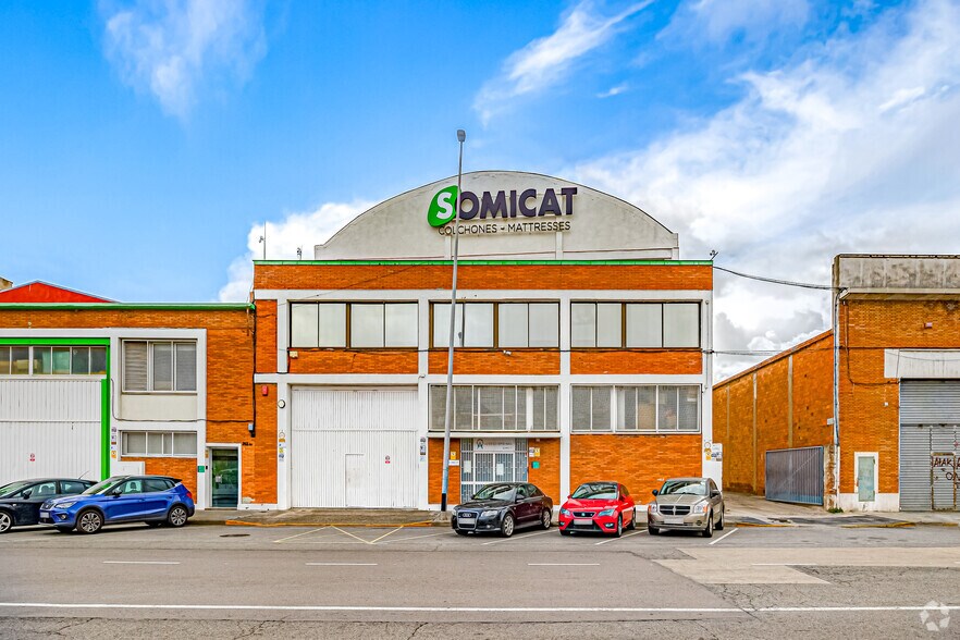 Industriel/Logistique dans L'Hospitalet de Llobregat, Barcelona à louer - Photo principale – Image 1 sur 4
