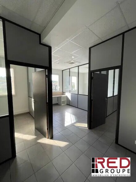 Bureau dans Meyreuil à louer - Photo intérieure – Image 2 sur 5