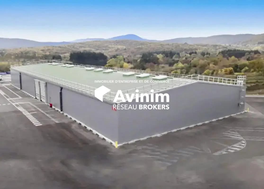 Local d'activités dans Sisteron à vendre Photo de l’immeuble– Image 1 sur 2