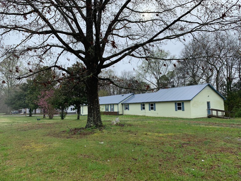 4585 Highway 70, Cedar Grove, TN à vendre - Photo principale – Image 2 sur 34