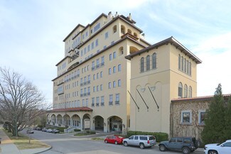 Plus de détails pour 2100-2200 S Utica Ave, Tulsa, OK - Bureau à louer
