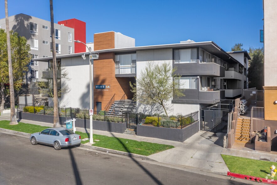 5643 Carlton Way, Los Angeles, CA à vendre - Photo principale – Image 1 sur 7