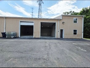 44-46 Albe Dr, Newark, DE à louer Photo de l’immeuble– Image 2 sur 10