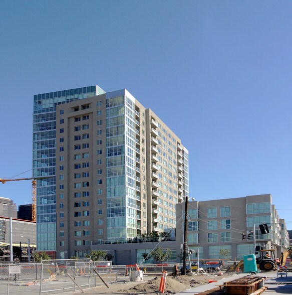 301 King St, San Francisco, CA à louer - Photo de l’immeuble – Image 2 sur 146