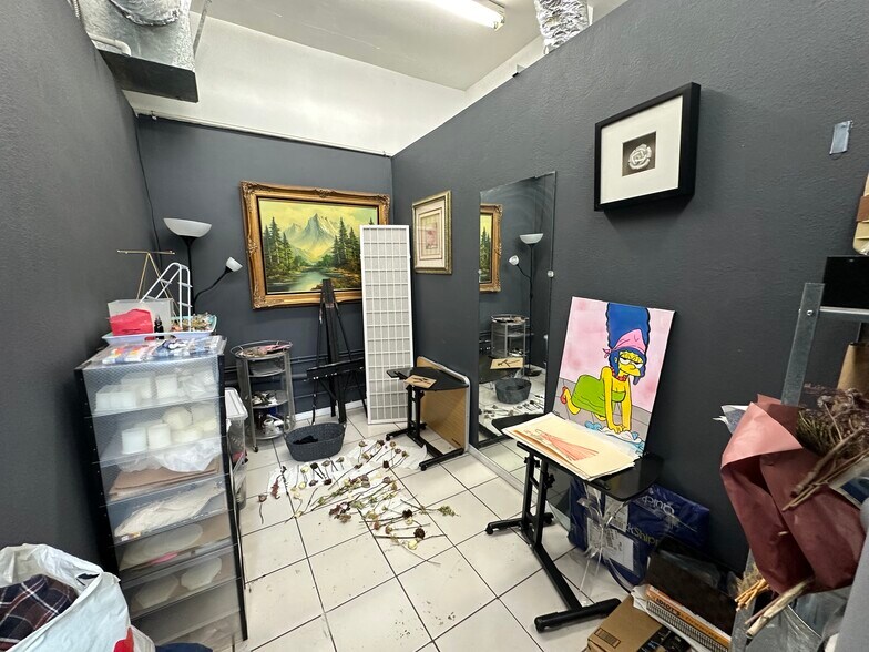 9934-9936 Commerce Ave, Tujunga, CA à louer - Photo intérieure – Image 3 sur 8