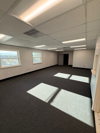 Plus de détails pour 105 Brower Ave, Phoenixville, PA - Industriel/Logistique à louer