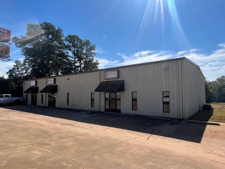 474 Hampshire Dr, Gaffney, SC à louer - Photo principale – Image 1 sur 18