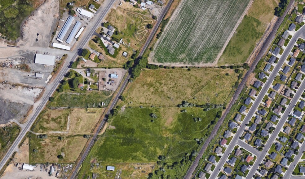 2095 State st, Springville, UT à louer - Photo de l’immeuble – Image 2 sur 6