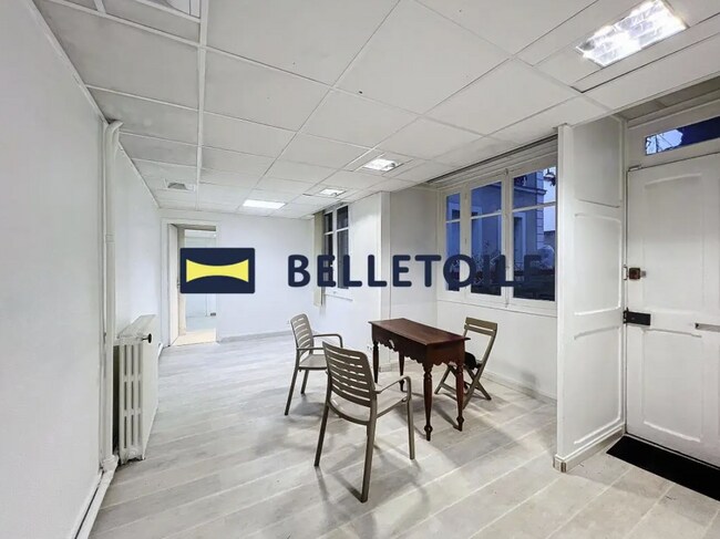 Plus de détails pour Bureau à louer