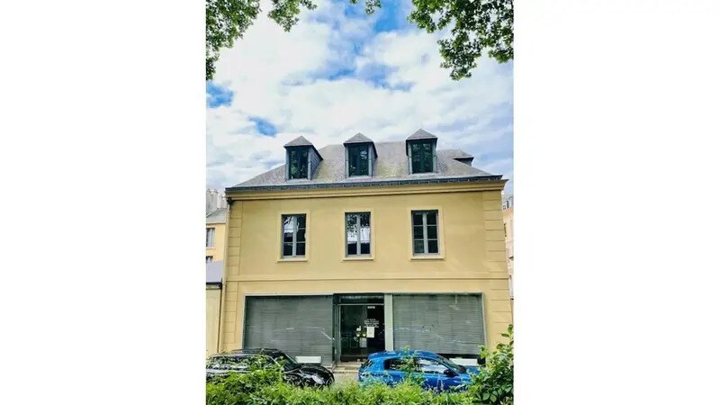 Bureau dans Versailles à louer - Photo de l’immeuble – Image 1 sur 2