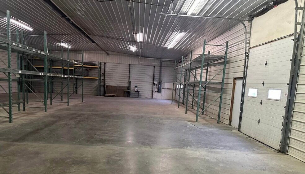 2490 Highway 92, Washington, IA à louer - Photo de l’immeuble – Image 2 sur 8