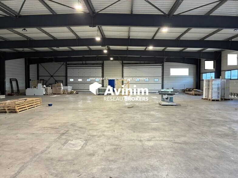 Industriel/Logistique dans Martigues à vendre - Photo intérieure – Image 2 sur 5