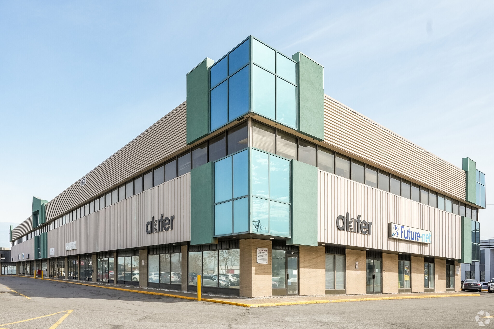 1990 Rue Cyrille-Duquet, Québec, QC à louer Photo principale– Image 1 sur 3