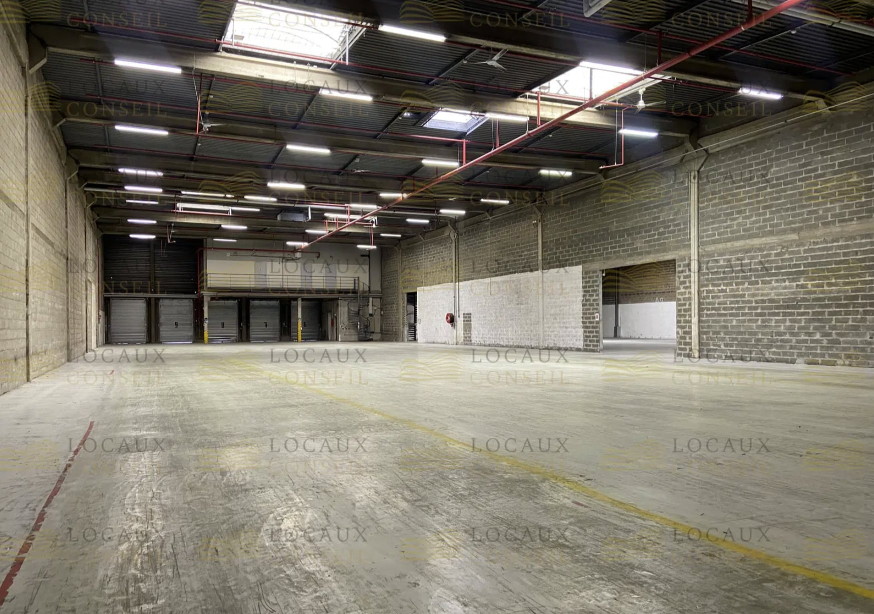 Local d’activités dans Herblay à louer Photo intérieure– Image 1 sur 11