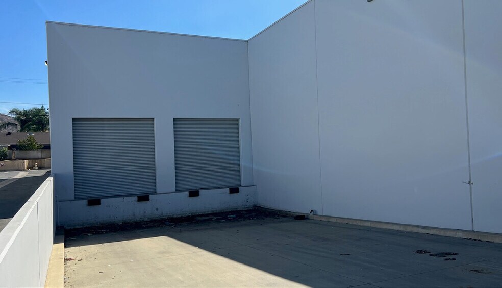 3755 Lincoln St, Riverside, CA à louer - Photo de l’immeuble – Image 3 sur 5