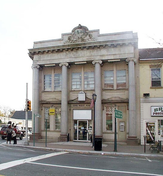 1 W Main St, Somerville, NJ à louer - Photo de l’immeuble – Image 2 sur 34