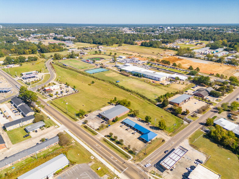 Louisville, Lynn Lane & Academy Rd, Starkville, MS à vendre - Photo de l’immeuble – Image 1 sur 18