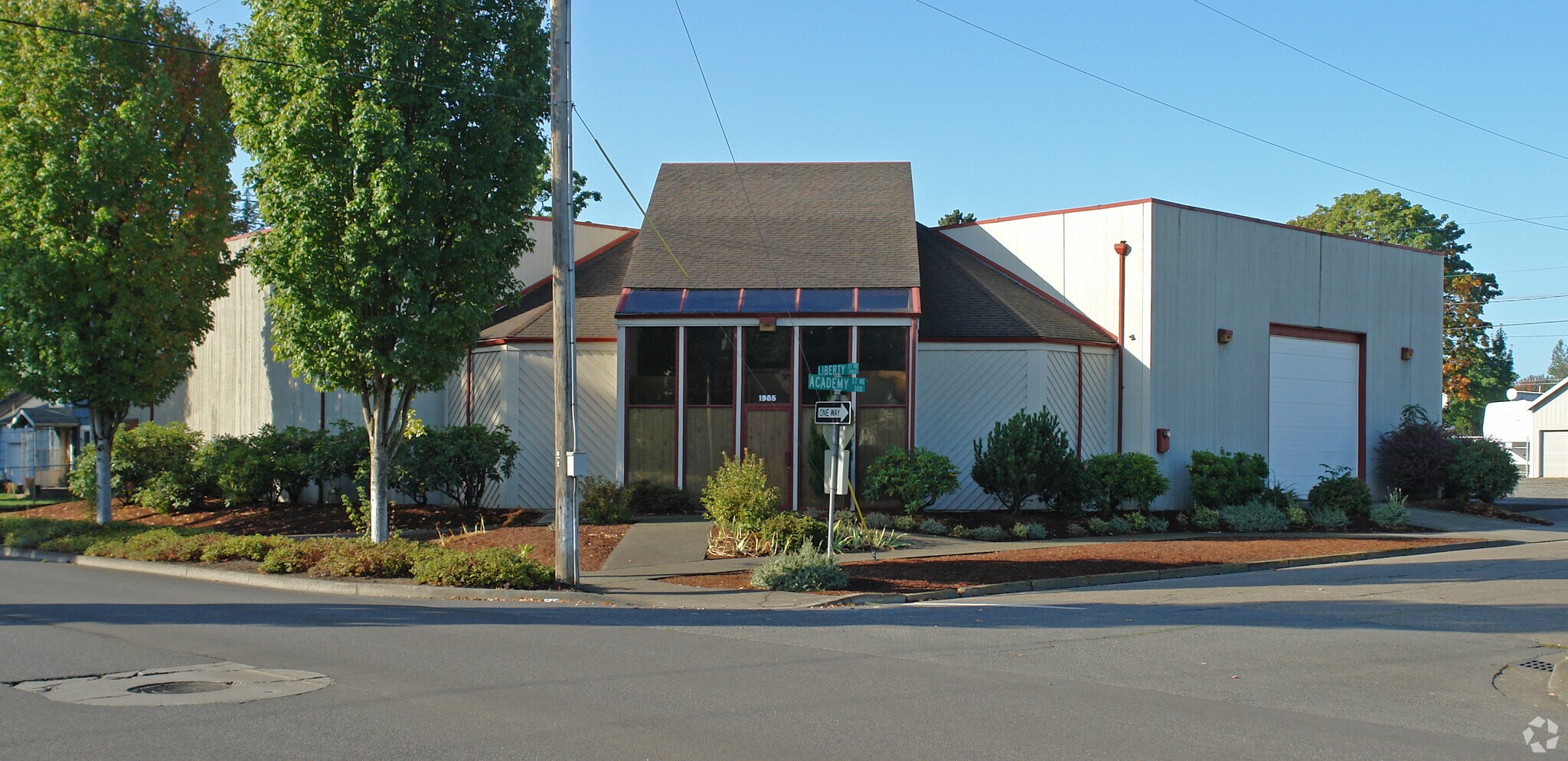 1985 Liberty St NE, Salem, OR à vendre Photo principale– Image 1 sur 5