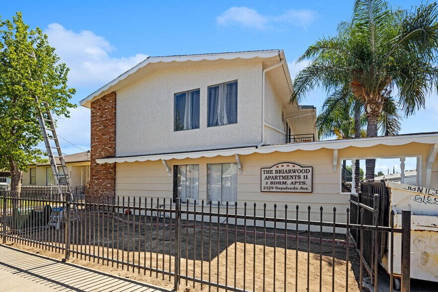 2329 Sepulveda Ave, San Bernardino, CA à vendre - Photo de l’immeuble – Image 1 sur 18