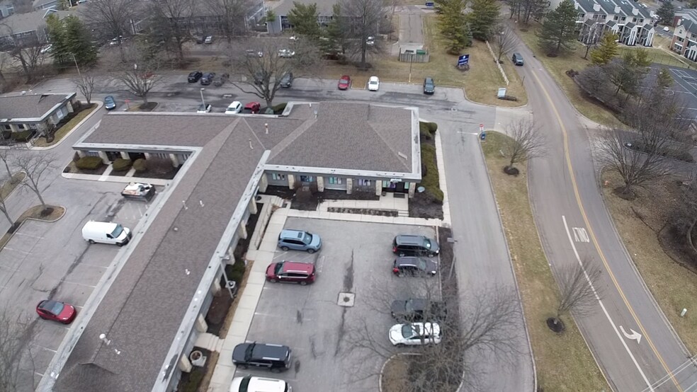 1730 Schrock Rd, Columbus, OH à vendre - Photo de l’immeuble – Image 3 sur 18