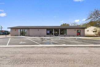 Plus de détails pour 301-303 Elliott St, Taylor, TX - Bureau/Local commercial à louer